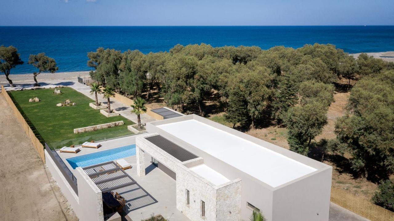 Artemis Seafront Villa, An Evanescence Sea Retreat, By Thinkvilla Tavronítisz Kültér fotó