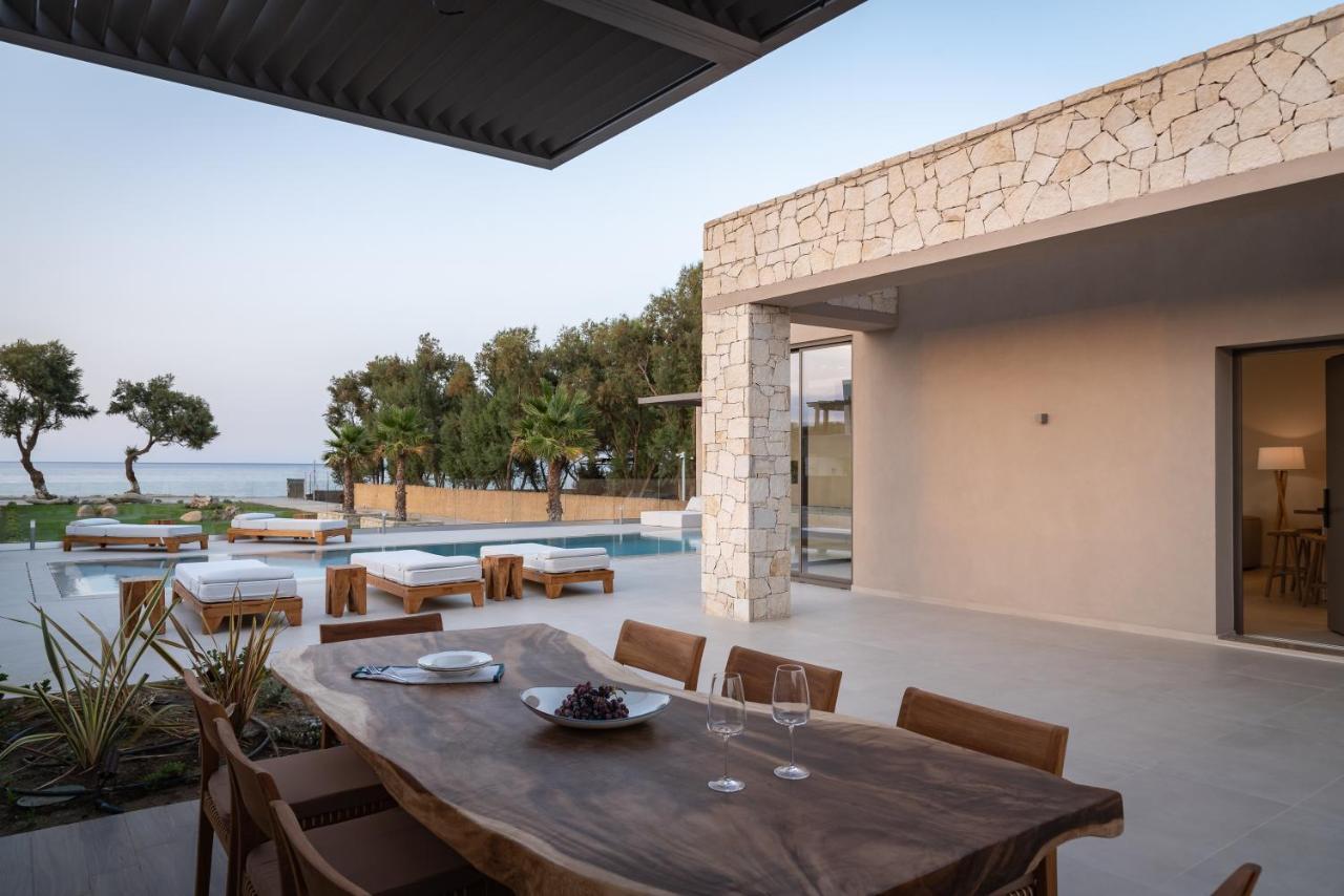 Artemis Seafront Villa, An Evanescence Sea Retreat, By Thinkvilla Tavronítisz Kültér fotó