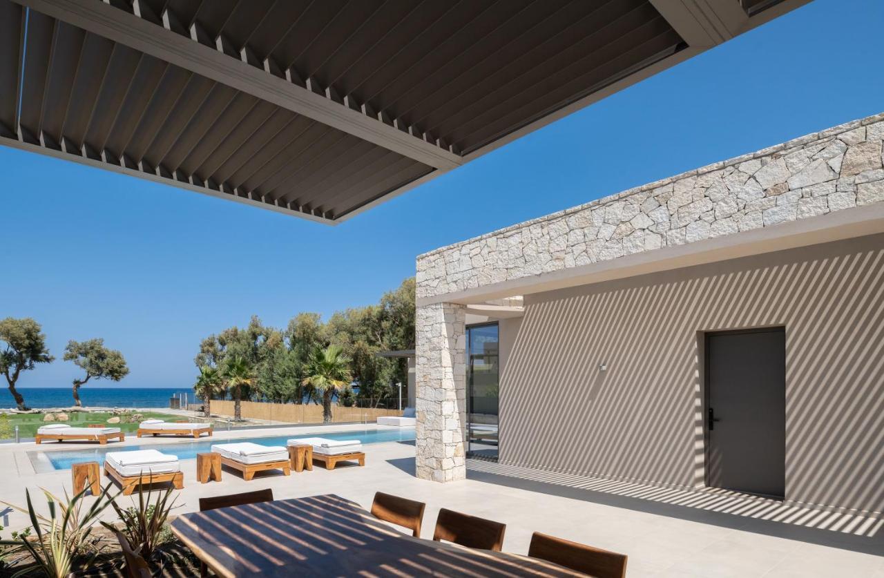 Artemis Seafront Villa, An Evanescence Sea Retreat, By Thinkvilla Tavronítisz Kültér fotó